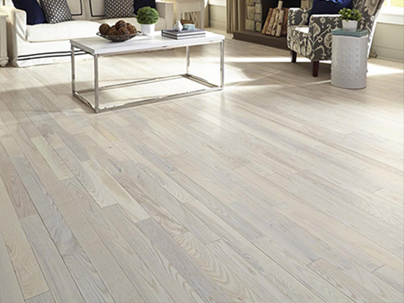 Flooring installer in Corona California